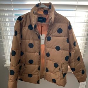 Who what wear women’s black polka dot puffer jacket in size large